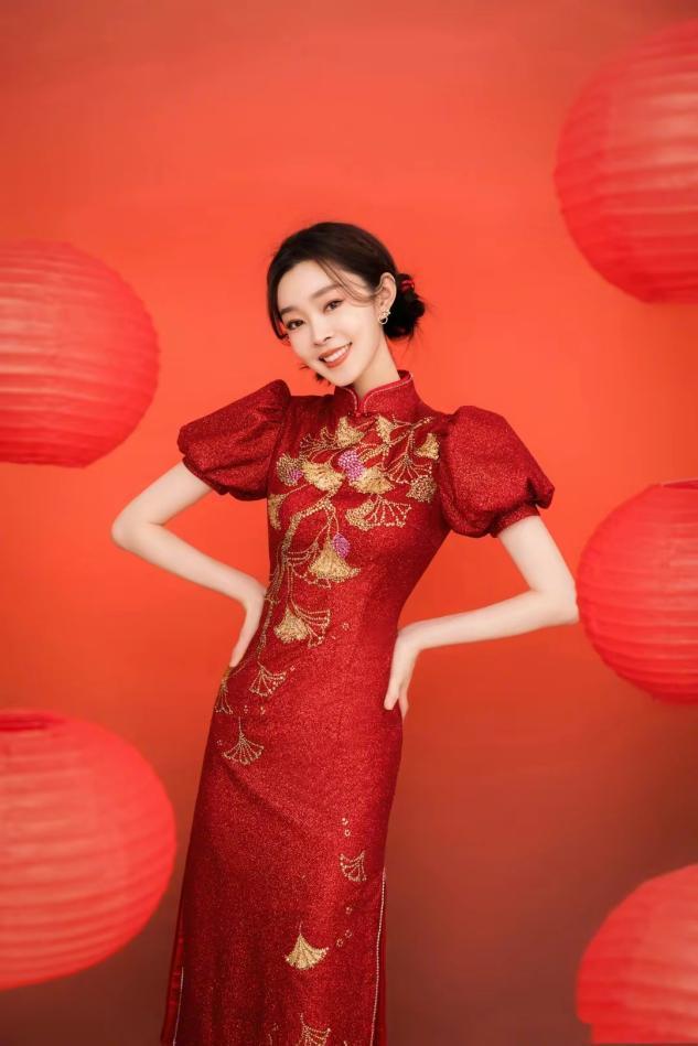 宋轶的腰夺命的刀；臀夺人的魂”EVO视讯宋轶的旗袍A4腰：“(图4)