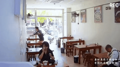 言店家侵犯自己肖像权！辣椒罐已经被销毁EVO真人平台女子拒绝与店家和解！直(图13)